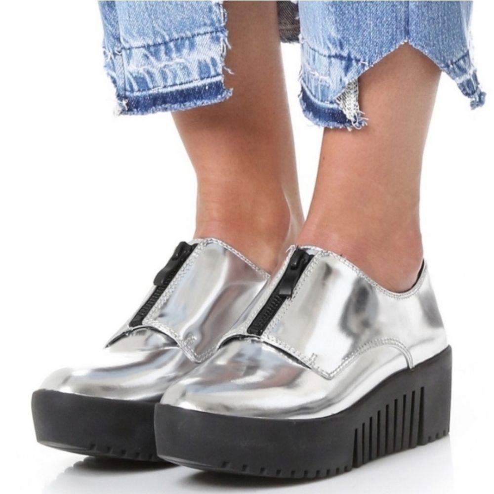 OPENING CEREMONY Silver Metallic Mirror Spectator Zip Front Platform Oxford